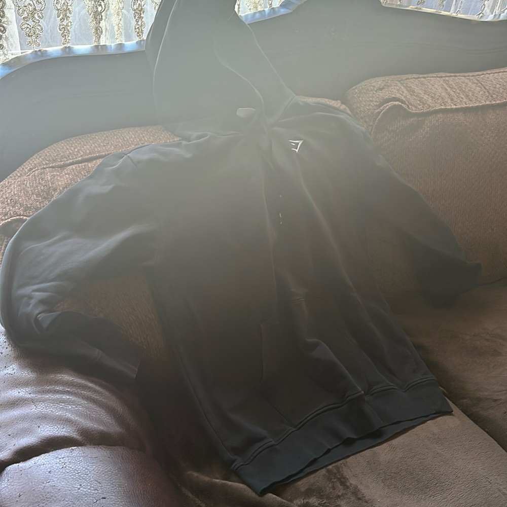 Men’s gymshark black hoodie